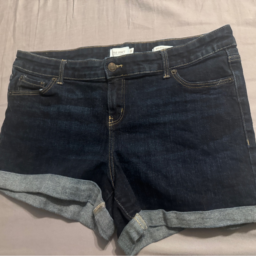 True Craft Denim Shorts - Size 16W